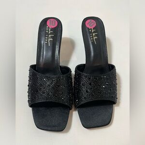 Nicole Miller Rhinestone Kitten Heeled Sandals Size 10 Black